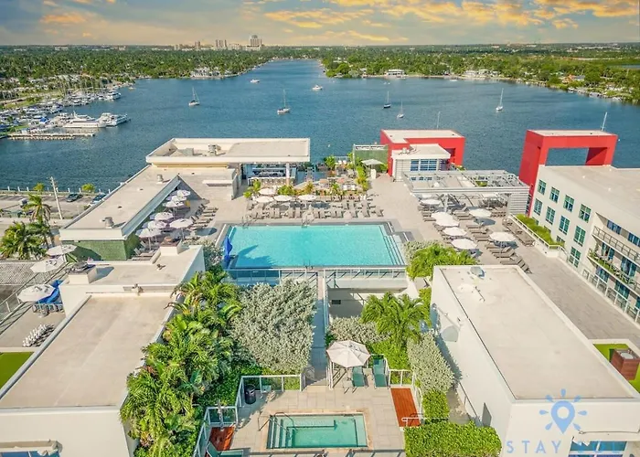 Hollywood Beach Broad - Walk - Gym - Amazing Pool