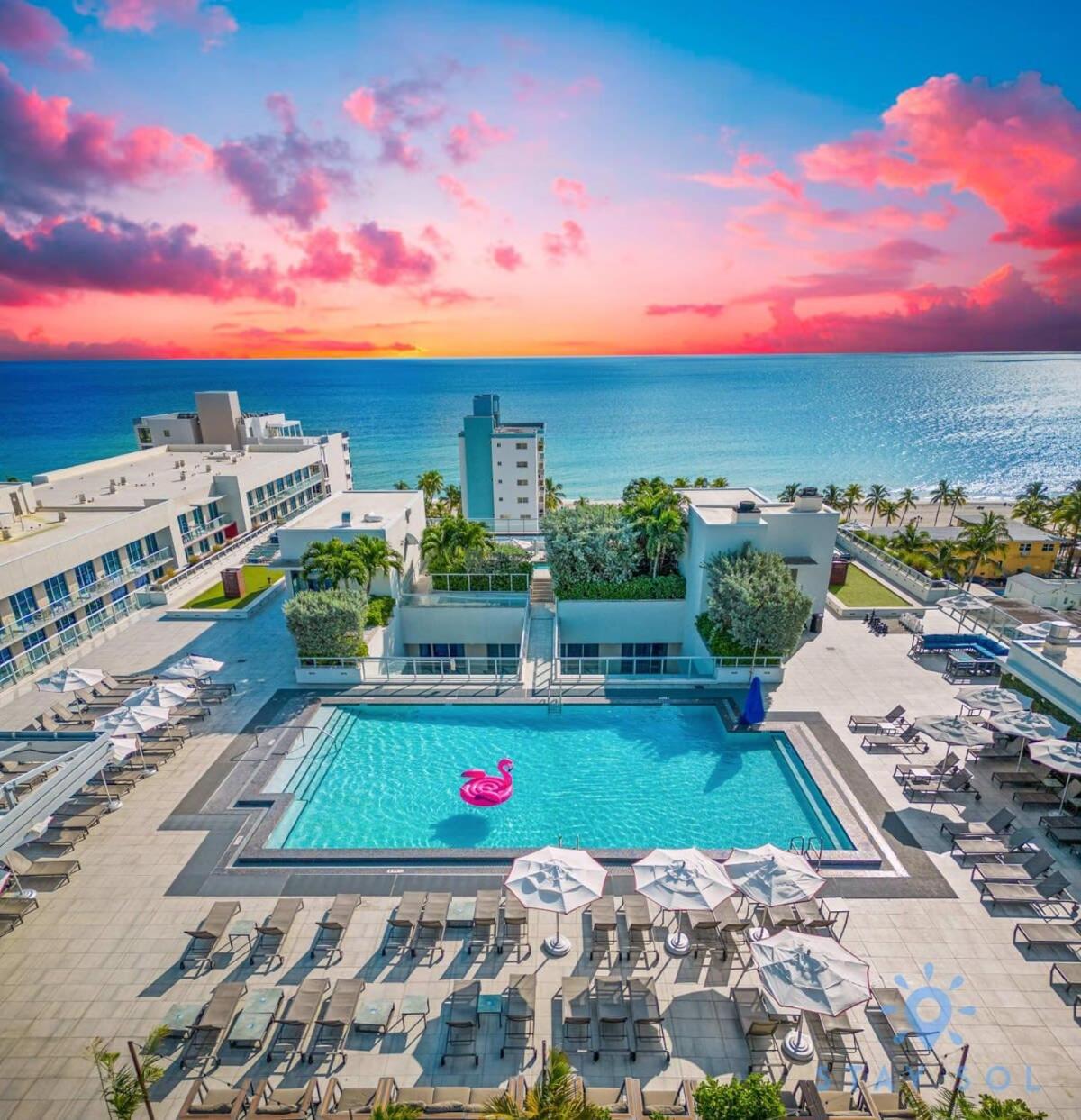 Broad - Walk - Gym - Amazing Pool *