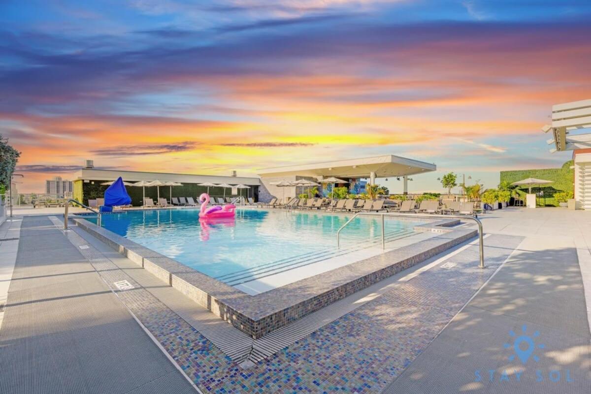 Broad - Walk - Gym - Amazing Pool *